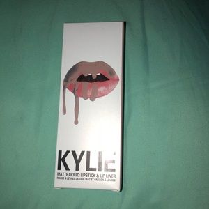 Candy K lip kit Kylie Cosmetics